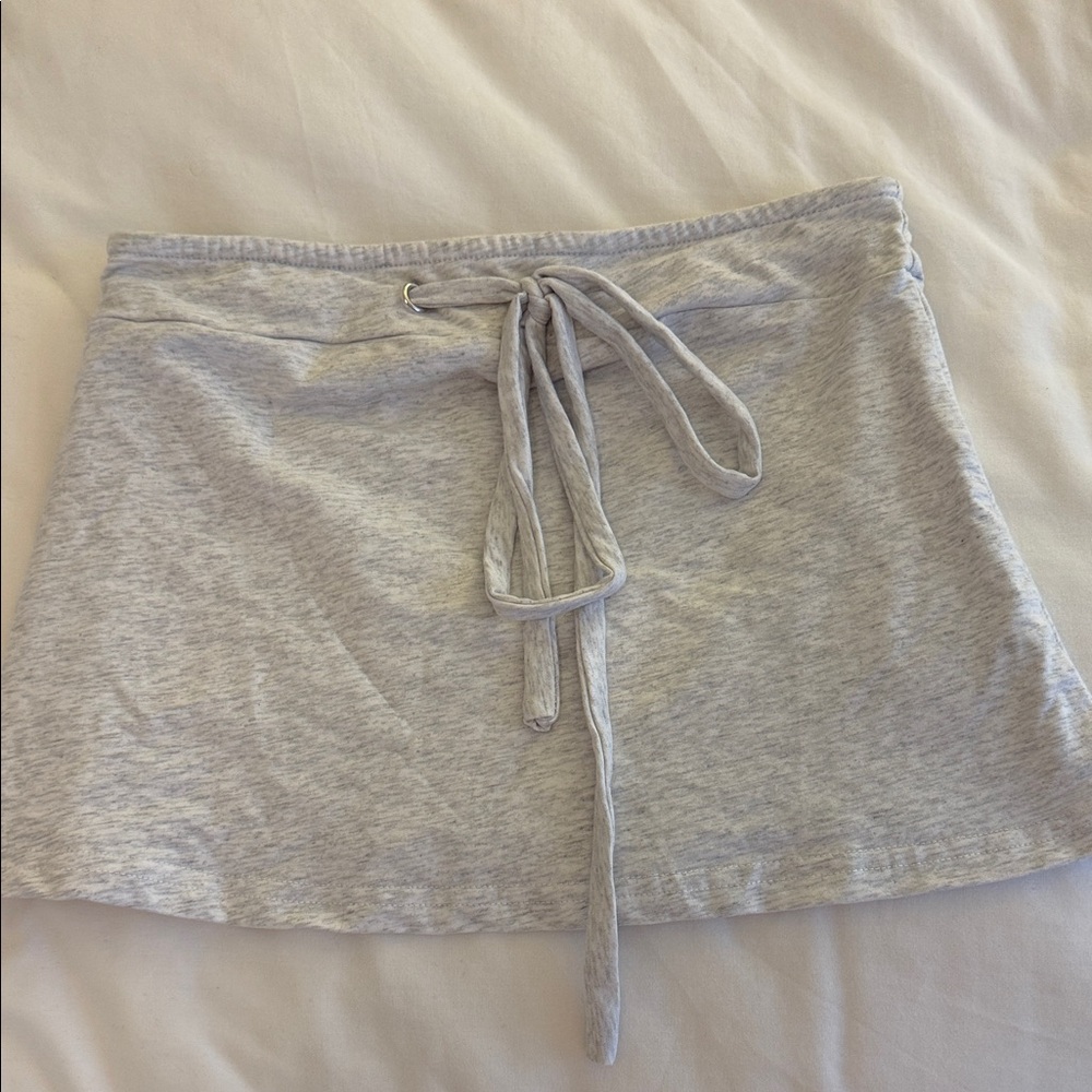 Light Gray tube top/mini skirt edikted